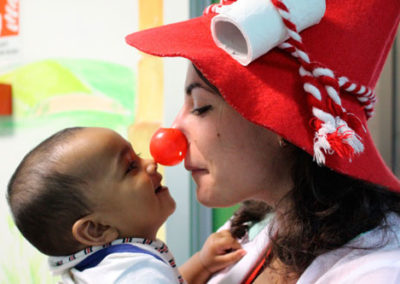 clown terapia teniamoci per mano