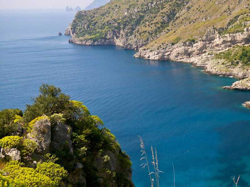 Punta Campanella: la leggenda della campana che suona dal fondo del mare