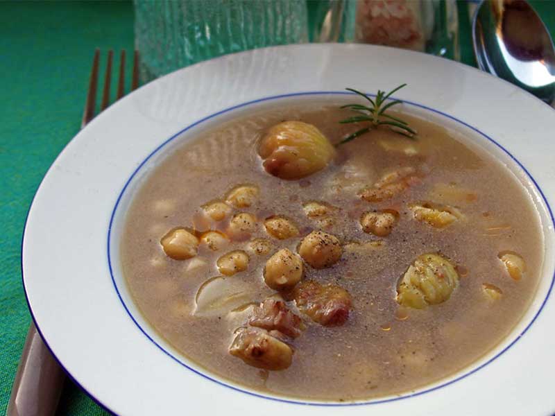 Ricetta autunnale irpinia: zuppa di castagne e fagioli